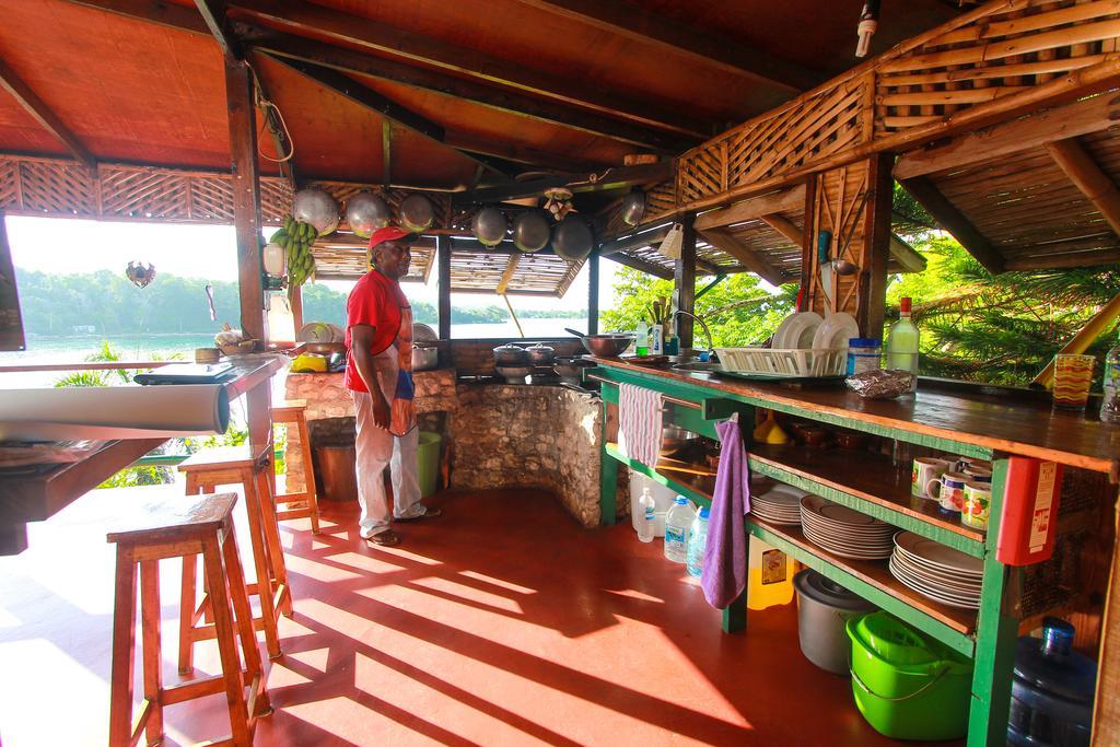Bed and Breakfast Zion Country Manchioneal Экстерьер фото